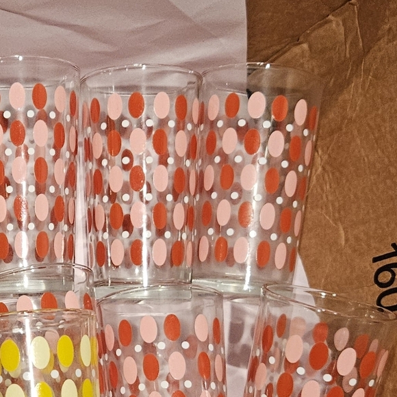VINTAGE mid-century Indonesian FG polka dot glasses red and pink set of 8 - Picture 1 of 4